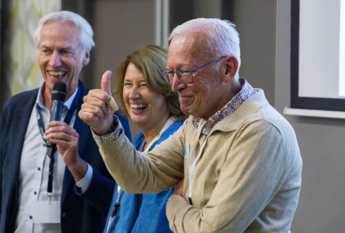 Foto Piet en Ellen Dijkhuizen ontvangen Harry Moeskopsprijs
